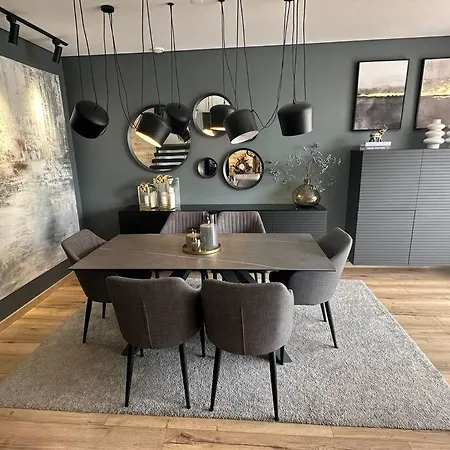Semesterbostad Moradia De Luxo Com Piscina Privada *