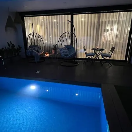 Nyaraló Moradia De Luxo Com Piscina Privada *